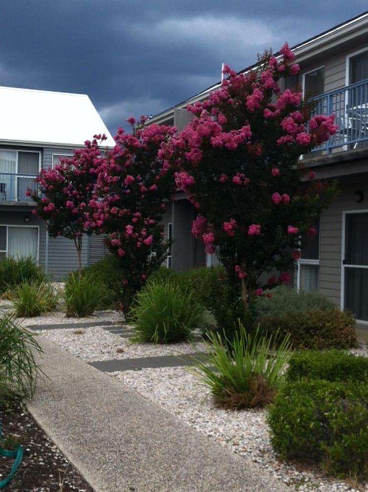 Quest Williamstown North Aparthotel Exterior photo